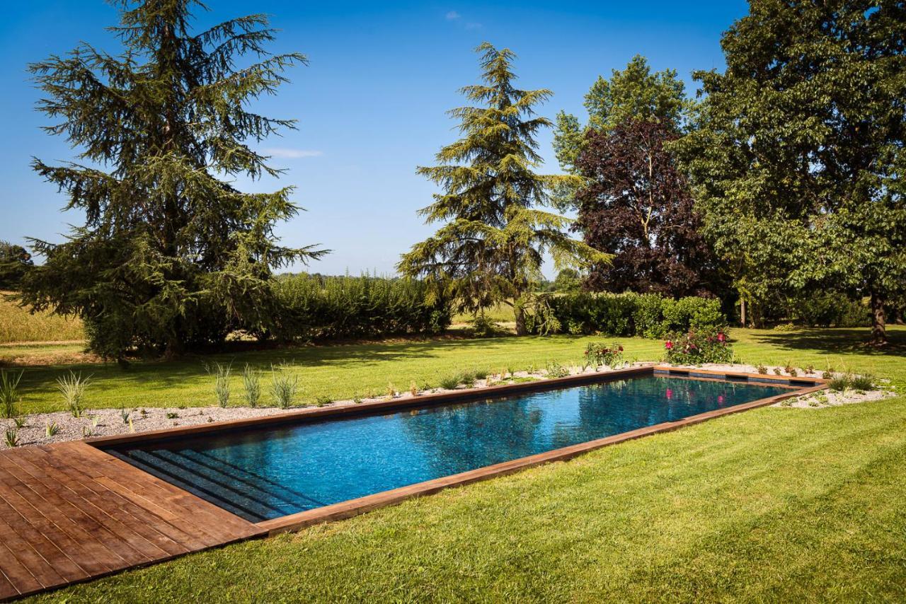 Case Zucchi Bioagriturismo Castelnuovo Fogliani Exterior photo